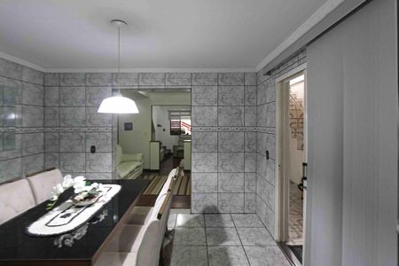 Casa à venda com 192m², 3 quartos e 2 vagas