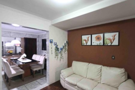 Casa à venda com 192m², 3 quartos e 2 vagas