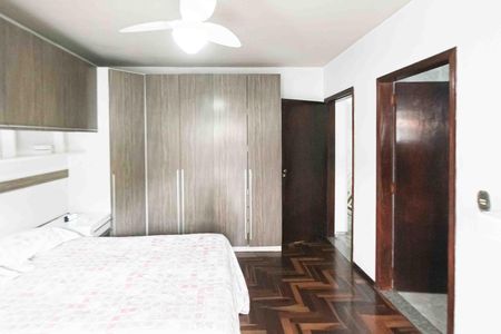 Casa à venda com 192m², 3 quartos e 2 vagas
