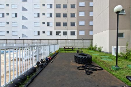 Apartamento para alugar com 42m², 2 quartos e 1 vaga Apartamento para alugar com 42m², 2 quartos e 1 vagaÁrea de ginástica