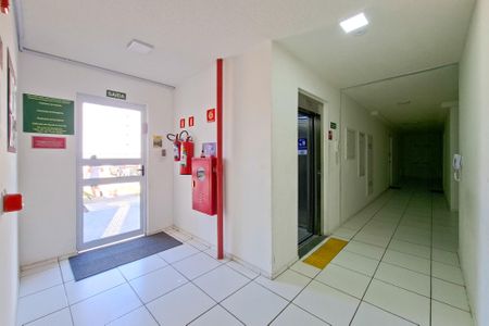Apartamento para alugar com 42m², 2 quartos e 1 vaga Apartamento para alugar com 42m², 2 quartos e 1 vagaHall de entrada