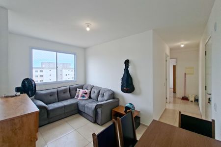 Sala de apartamento para alugar com 2 quartos, 42m² em Vila Sonia, Praia Grande