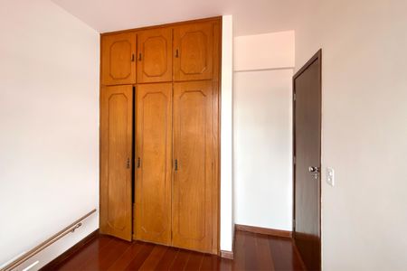 Apartamento para alugar com 76m², 2 quartos e 1 vagaQuarto 1