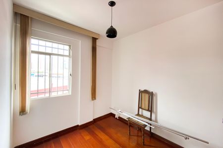 Apartamento para alugar com 76m², 2 quartos e 1 vagaQuarto 1