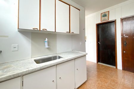 Apartamento para alugar com 76m², 2 quartos e 1 vagaCozinha