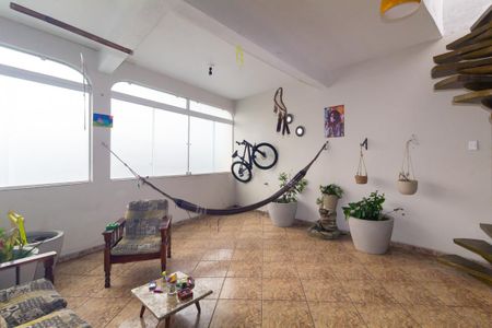 Casa para alugar com 120m², 2 quartos e 1 vagaQuintal