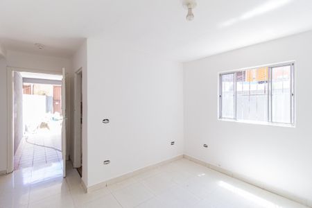 Sala de casa para alugar com 2 quartos, 80m² em Veloso, Osasco