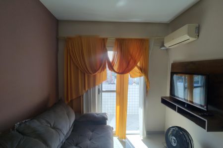 Sala de apartamento para alugar com 3 quartos, 110m² em Canto do Forte, Praia Grande