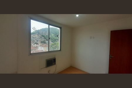 Quarto de apartamento para alugar com 2 quartos, 75m² em Praça Seca, Rio de Janeiro