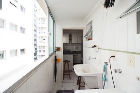 Apartamento à venda com 78m², 2 quartos e 1 vaga Apartamento à venda com 78m², 2 quartos e 1 vagaÁrea de Serviço