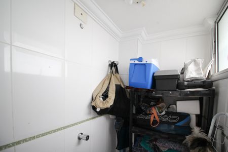 Apartamento à venda com 78m², 2 quartos e 1 vaga Apartamento à venda com 78m², 2 quartos e 1 vagaBanheiro de serviço