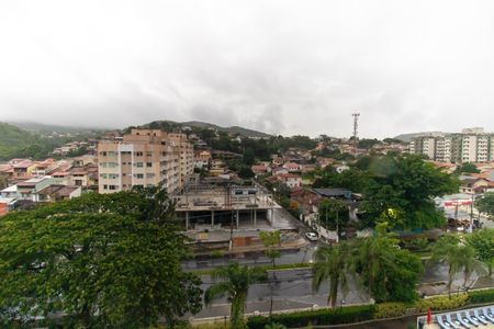 Vista da Sala  de apartamento à venda com 2 quartos, 67m² em Badu, Niterói