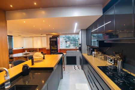 Apartamento à venda com 67m², 2 quartos e 2 vagasSala e Cozianha