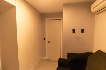 Apartamento à venda com 67m², 2 quartos e 2 vagasSuíte 1