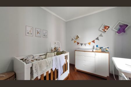 Casa à venda com 79m², 3 quartos e 2 vagasQuarto 2