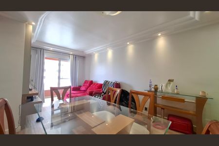 Casa à venda com 79m², 3 quartos e 2 vagasSala