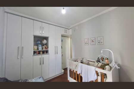 Casa à venda com 79m², 3 quartos e 2 vagasQuarto 2