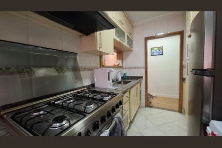 Casa à venda com 79m², 3 quartos e 2 vagasCozinha