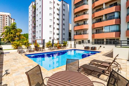 Apartamento para alugar com 70m², 2 quartos e 2 vagasÁrea comum - Piscina