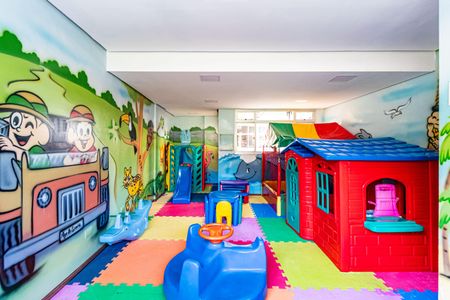 Apartamento para alugar com 70m², 2 quartos e 2 vagasÁrea comum - Playground