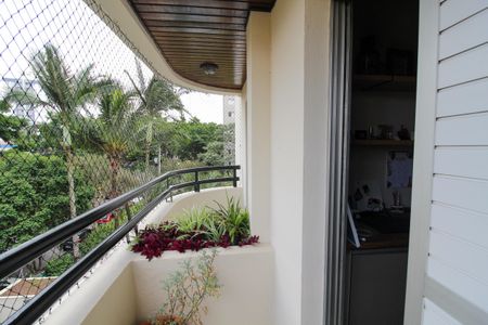 Apartamento para alugar com 70m², 2 quartos e 2 vagasSala