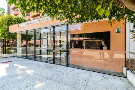 Apartamento para alugar com 70m², 2 quartos e 2 vagasFachada