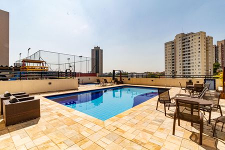 Apartamento para alugar com 70m², 2 quartos e 2 vagasÁrea comum - Piscina