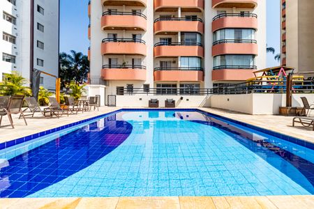 Apartamento para alugar com 70m², 2 quartos e 2 vagasÁrea comum - Piscina