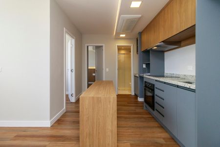 Sala de apartamento para alugar com 2 quartos, 48m² em Vila Sao Francisco (zona Sul), São Paulo