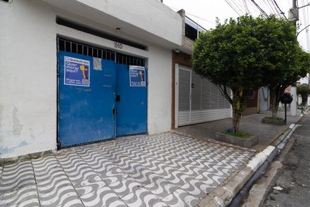 Casa para alugar com 90m², 2 quartos e 1 vaga Casa para alugar com 90m², 2 quartos e 1 vagaFachada