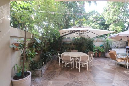 Varanda de apartamento para alugar com 2 quartos, 110m² em Jardim Três Marias, Guarujá