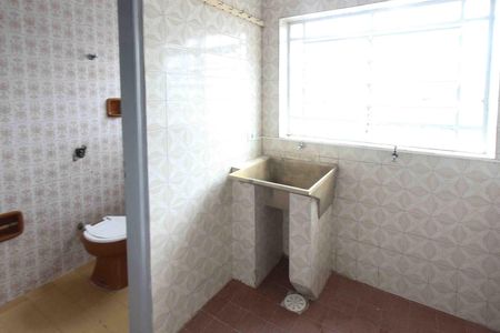 Apartamento para alugar com 100m², 2 quartos e 1 vaga Apartamento para alugar com 100m², 2 quartos e 1 vagaÁrea de Serviço