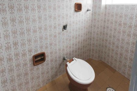 Apartamento para alugar com 100m², 2 quartos e 1 vaga Apartamento para alugar com 100m², 2 quartos e 1 vagaBanheiro de serviço