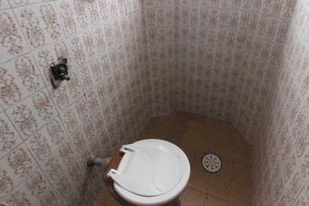 Apartamento para alugar com 100m², 2 quartos e 1 vaga Apartamento para alugar com 100m², 2 quartos e 1 vagaBanheiro de serviço