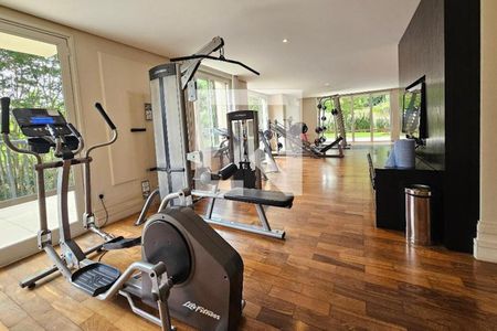 Apartamento à venda com 317m², 4 quartos e 4 vagasÁrea comum - Academia