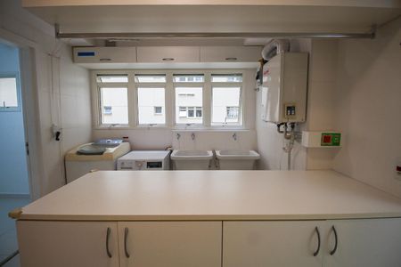 Apartamento à venda com 317m², 4 quartos e 4 vagasÁrea de Serviço