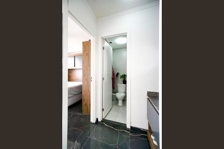 Apartamento para alugar com 39m², 2 quartos e 1 vaga Apartamento para alugar com 39m², 2 quartos e 1 vagaHall do banheiro