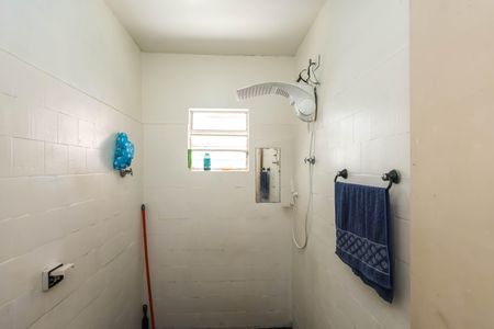 Banheiro de casa à venda com 1 quarto, 54m² em Vila Caraguata, São Paulo