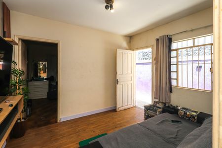 Sala de casa à venda com 1 quarto, 54m² em Vila Caraguata, São Paulo