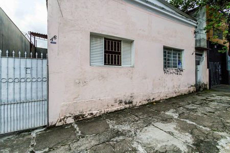 Casa para alugar com 130m², 2 quartos e sem vagaFachada