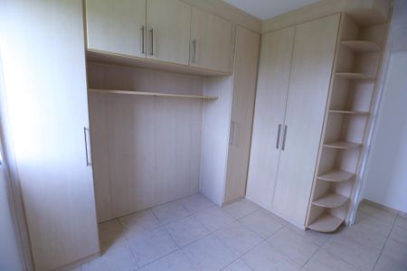 Quarto 2 de apartamento para alugar com 2 quartos, 52m² em Conjunto Residencial Vista Verde, São Paulo
