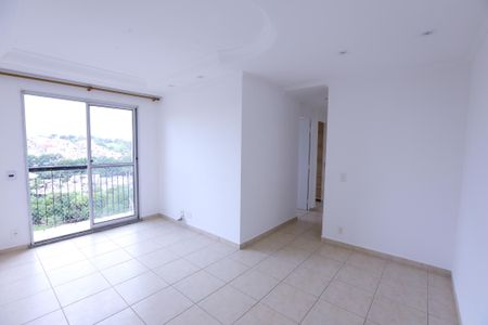 Sala de apartamento para alugar com 2 quartos, 52m² em Conjunto Residencial Vista Verde, São Paulo