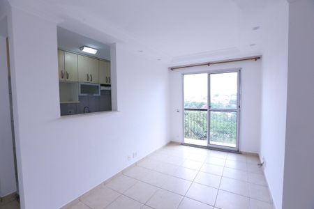 Sala de apartamento para alugar com 2 quartos, 52m² em Conjunto Residencial Vista Verde, São Paulo