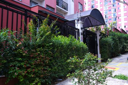 Apartamento para alugar com 52m², 2 quartos e 1 vagaFachada e portaria