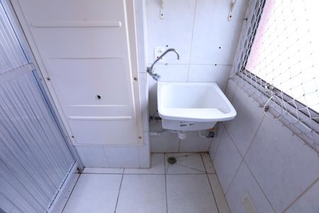 Apartamento para alugar com 52m², 2 quartos e 1 vagaÁrea de Serviço