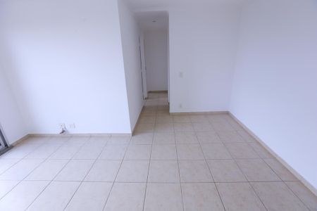 Sala de apartamento para alugar com 2 quartos, 52m² em Conjunto Residencial Vista Verde, São Paulo