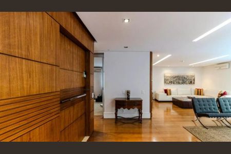 Apartamento à venda com 303m², 3 quartos e 4 vagasFoto 08