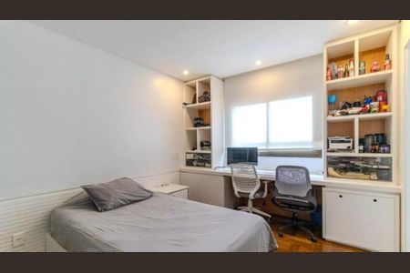 Apartamento à venda com 303m², 3 quartos e 4 vagasFoto 39