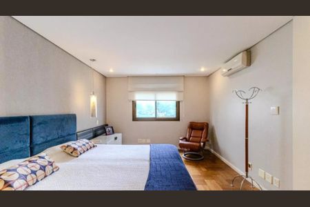 Apartamento à venda com 303m², 3 quartos e 4 vagasFoto 24