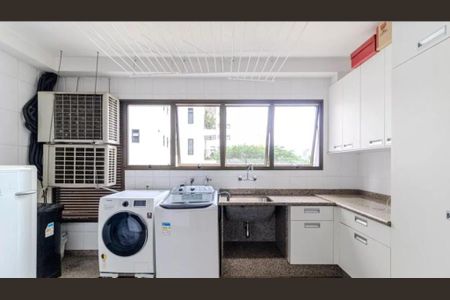 Apartamento à venda com 303m², 3 quartos e 4 vagasFoto 38
